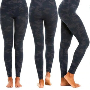 SPANX Look At Me Now Seamless Gray Camo High Waisted Leggings Size L